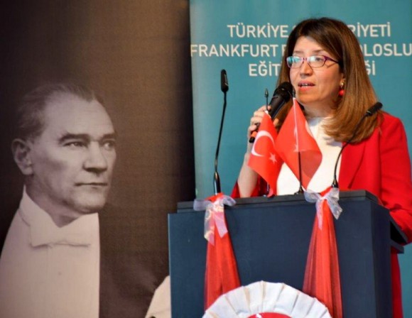 Dietzenbach’ta coşkulu 23 Nisan kutlaması