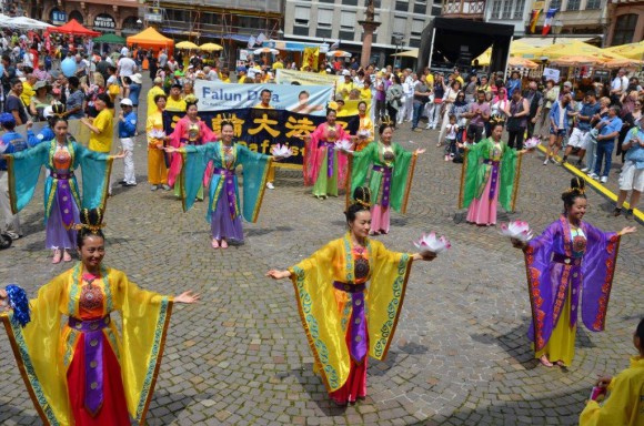 Frankfurt - 10. Parade der Kulturen - Kültürler Şöleni 25 Haziran 2016