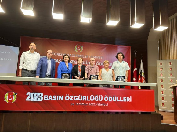 TÜRKİYE'DE 2023 BASIN ÖZGÜRLÜĞÜ ÖDÜLLERİ SAHİPLERİNİ BULDU