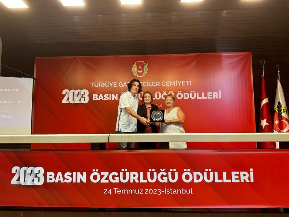 TÜRKİYE'DE 2023 BASIN ÖZGÜRLÜĞÜ ÖDÜLLERİ SAHİPLERİNİ BULDU