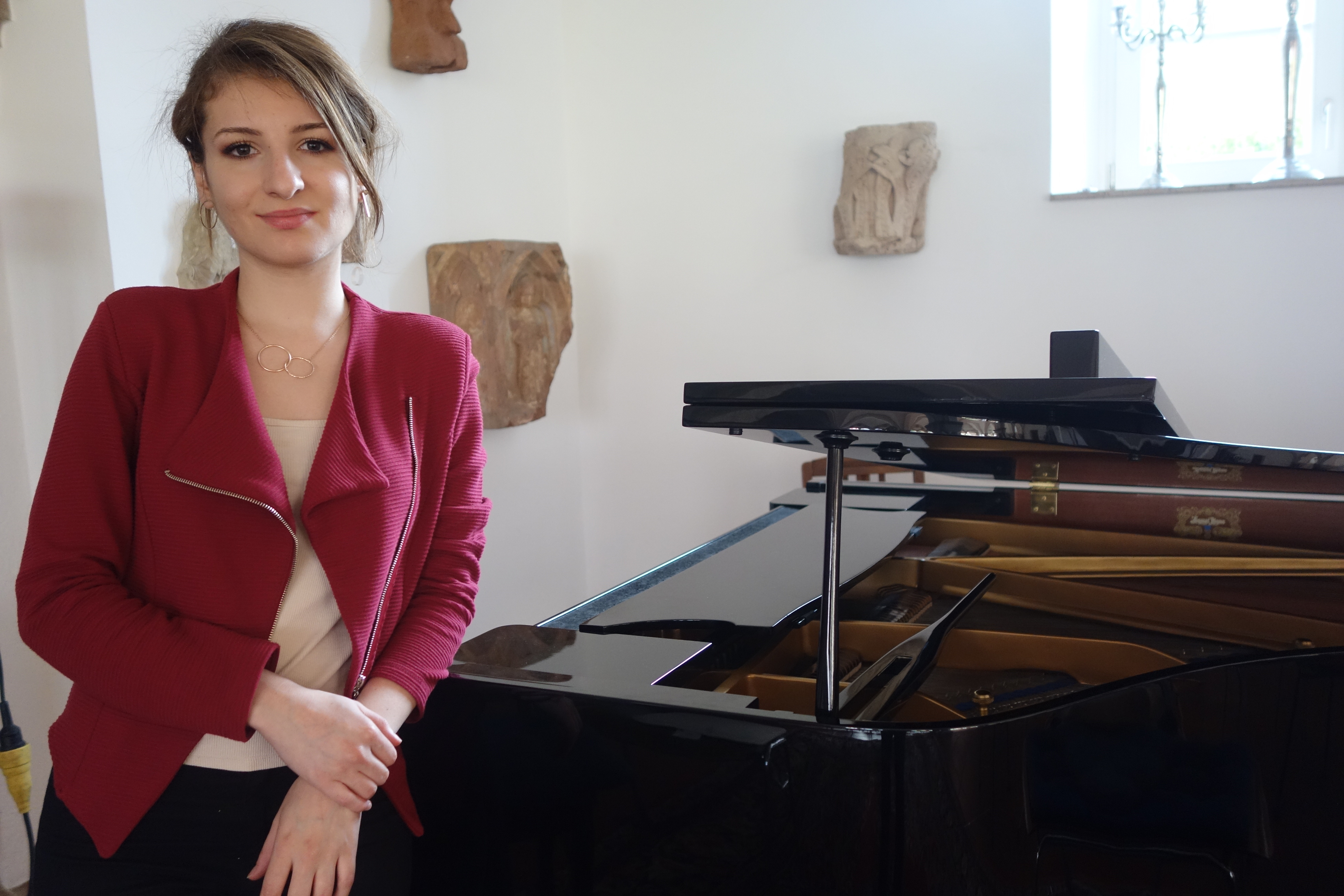 Genç Besteci ve Piyanist Elif Ebru Sakar, Almanya'da 3 Konser Verecek