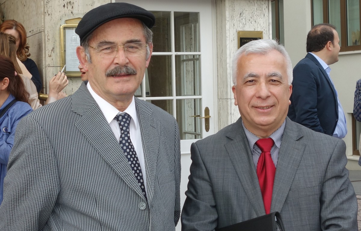 EFSANE BAŞKAN YILMAZ BÜYÜKERŞEN: "KÖY ENSTİTÜLERİNİ YENİDEN KURACAĞIM". (Mehmet Canbolat Sordu, Yılmaz Büyükerşen Yanıtladı)