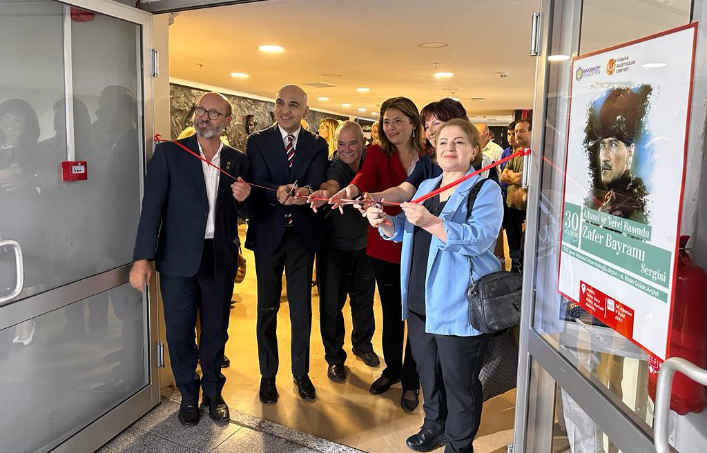 TÜRKİYE BASININDA ZAFER SERGİSİ İSTANBUL'DA AÇILDI - Toplum24